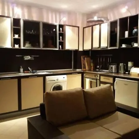 Modern, 1 Bed Apt, 4* Vineyards *